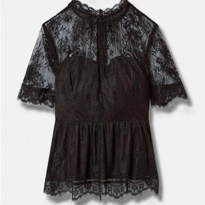 Torrid Peplum Lace Mock Neck Short Sleeve Blouse Size 2